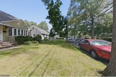 747 Brookside Rd, Rahway, NJ 07065 - Photo 3