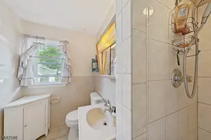 747 Brookside Rd, Rahway, NJ 07065 - Photo 33
