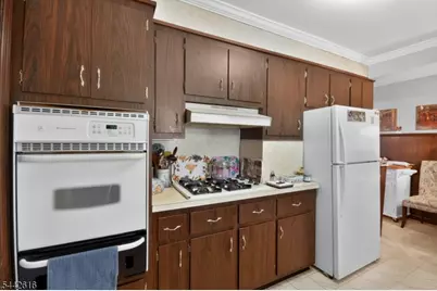 438 Joralemon St, Belleville, NJ 07109 - Photo 7