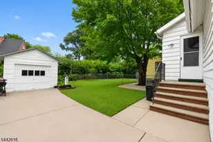 438 Joralemon St, Belleville, NJ 07109 - Photo 3