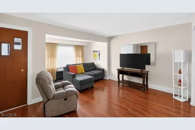 438 Joralemon St, Belleville, NJ 07109 - Photo 5