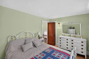 438 Joralemon St, Belleville, NJ 07109 - Photo 11