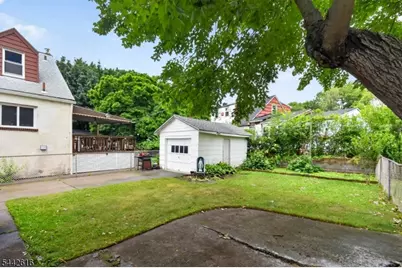 438 Joralemon St, Belleville, NJ 07109 - Photo 3