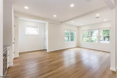 26 N Willow St #2, Montclair, NJ 07042 - Photo 5