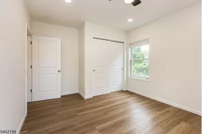26 N Willow St #2, Montclair, NJ 07042 - Photo 15