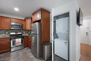 1130 Fairmount Ave, Elizabeth, NJ 07201 - Photo 5