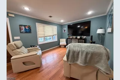 525 Quinton Ave, Kenilworth, NJ 07033 - Photo 11