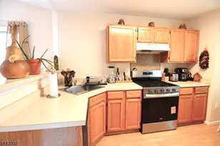 63 Potomac Dr, Bernards Township, NJ 07920 - Photo 5