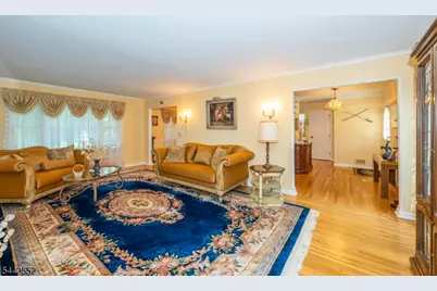 11 Laurel Ln, Hanover Township, NJ 07950 - Photo 7
