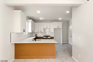 44 Fabyan Pl, Newark, NJ 07108 - Photo 11
