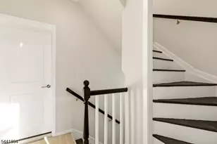 44 Fabyan Pl, Newark, NJ 07108 - Photo 15