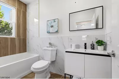 44 Fabyan Pl, Newark, NJ 07108 - Photo 29