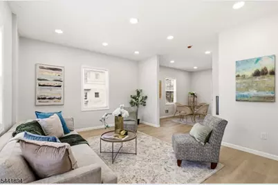 44 Fabyan Pl, Newark, NJ 07108 - Photo 7