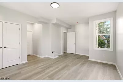 44 Fabyan Pl, Newark, NJ 07108 - Photo 17