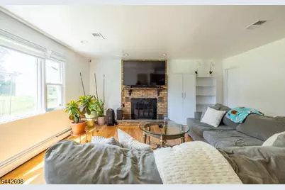 1758 Kenneth Ave, Union Township, NJ 07083 - Photo 13