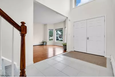 42 Leah Way, Parsippany, NJ 07054 - Photo 5