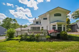 25 Tremont Terrace, Livingston, NJ 07039 - Photo 41