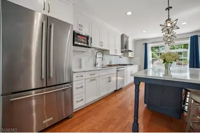 25 Tremont Ter, Livingston, NJ 07039 - Photo 13