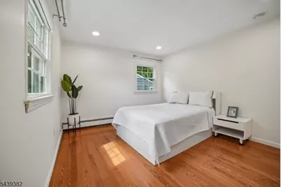 25 Tremont Ter, Livingston, NJ 07039 - Photo 27