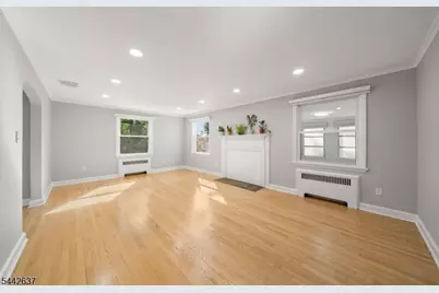 26 W Lawn Rd, Livingston, NJ 07039 - Photo 5