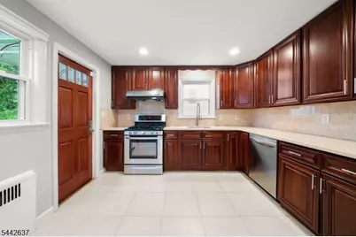 26 W Lawn Rd, Livingston, NJ 07039 - Photo 11