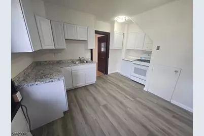 108 Bell Ave #A, Raritan, NJ 08869 - Photo 9