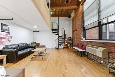 366-382 Trenton Ave #2F, Paterson, NJ 07503 - Photo 7