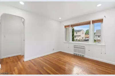 55 14th Ave, Elmwood Park, NJ 07407 - Photo 11