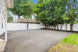 55 14th Ave, Elmwood Park, NJ 07407 - Photo 21