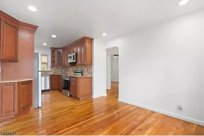 55 14th Ave, Elmwood Park, NJ 07407 - Photo 29