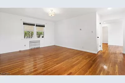 55 14th Ave, Elmwood Park, NJ 07407 - Photo 5