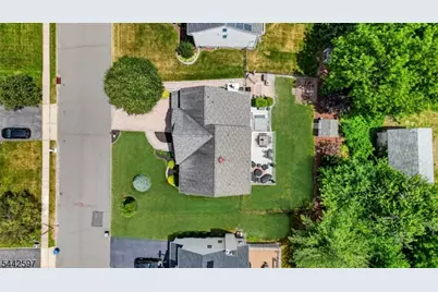 9 Summerfield Dr, Franklin Township, NJ 08540 - Photo 45