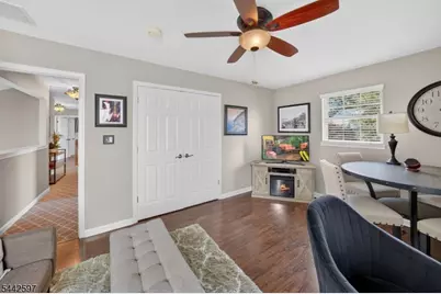 9 Summerfield Dr, Franklin Township, NJ 08540 - Photo 19