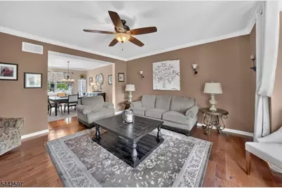 9 Summerfield Dr, Franklin Township, NJ 08540 - Photo 15