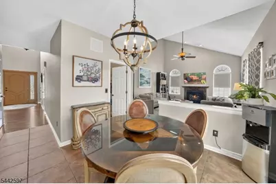 9 Summerfield Dr, Franklin Township, NJ 08540 - Photo 27