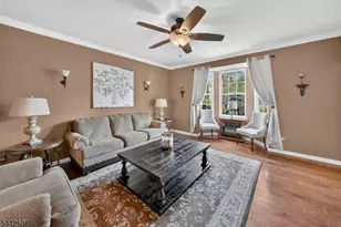 9 Summerfield Dr, Franklin Township, NJ 08540 - Photo 17