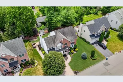 9 Summerfield Dr, Franklin Township, NJ 08540 - Photo 47