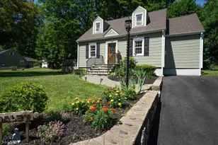 46 Lakeside Dr, Rockaway, NJ 07866 - Photo 3