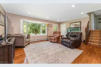 106 Oak Summit Rd, Kingwood Township, NJ 08825 - Photo 5