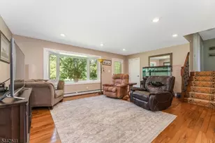 106 Oak Summit Rd, Kingwood Township, NJ 08825 - Photo 5