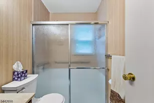33 Walter Dr, Bloomingdale, NJ 07403 - Photo 27