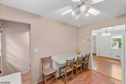33 Walter Dr, Bloomingdale, NJ 07403 - Photo 17