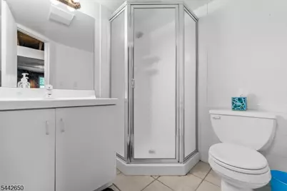 33 Walter Dr, Bloomingdale, NJ 07403 - Photo 31