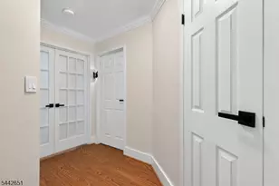 1020 Harmon Cove Tower, Secaucus, NJ 07094 - Photo 17