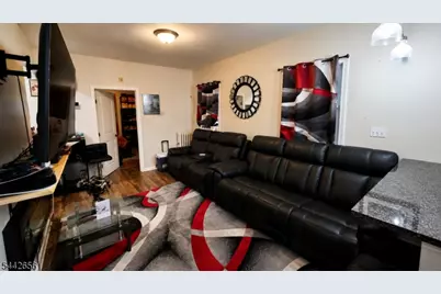 37 Prospect St, Bloomfield, NJ 07003 - Photo 5