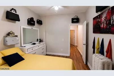 37 Prospect St, Bloomfield, NJ 07003 - Photo 15