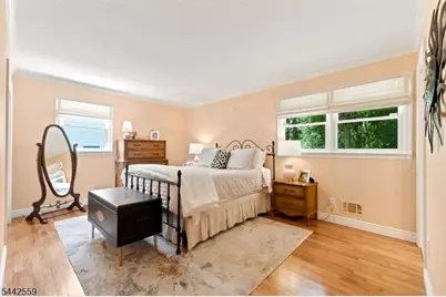 28 Delbrook Rd, Parsippany, NJ 07950 - Photo 23
