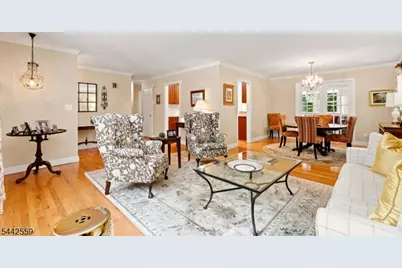 28 Delbrook Rd, Parsippany, NJ 07950 - Photo 9