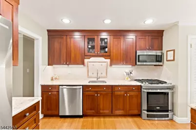 28 Delbrook Rd, Parsippany, NJ 07950 - Photo 17