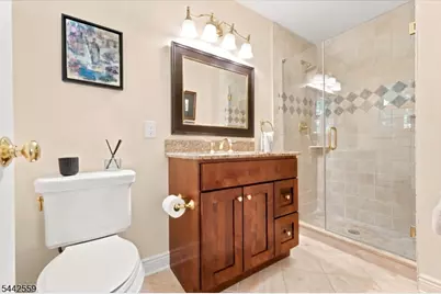28 Delbrook Rd, Parsippany, NJ 07950 - Photo 25